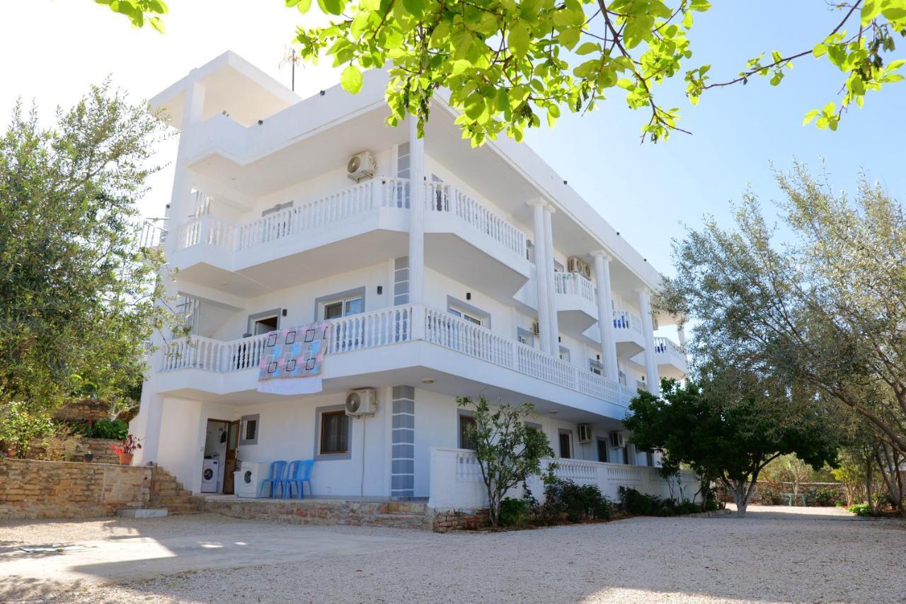 Vila Unique Aparthotel Ksamil Kültér fotó