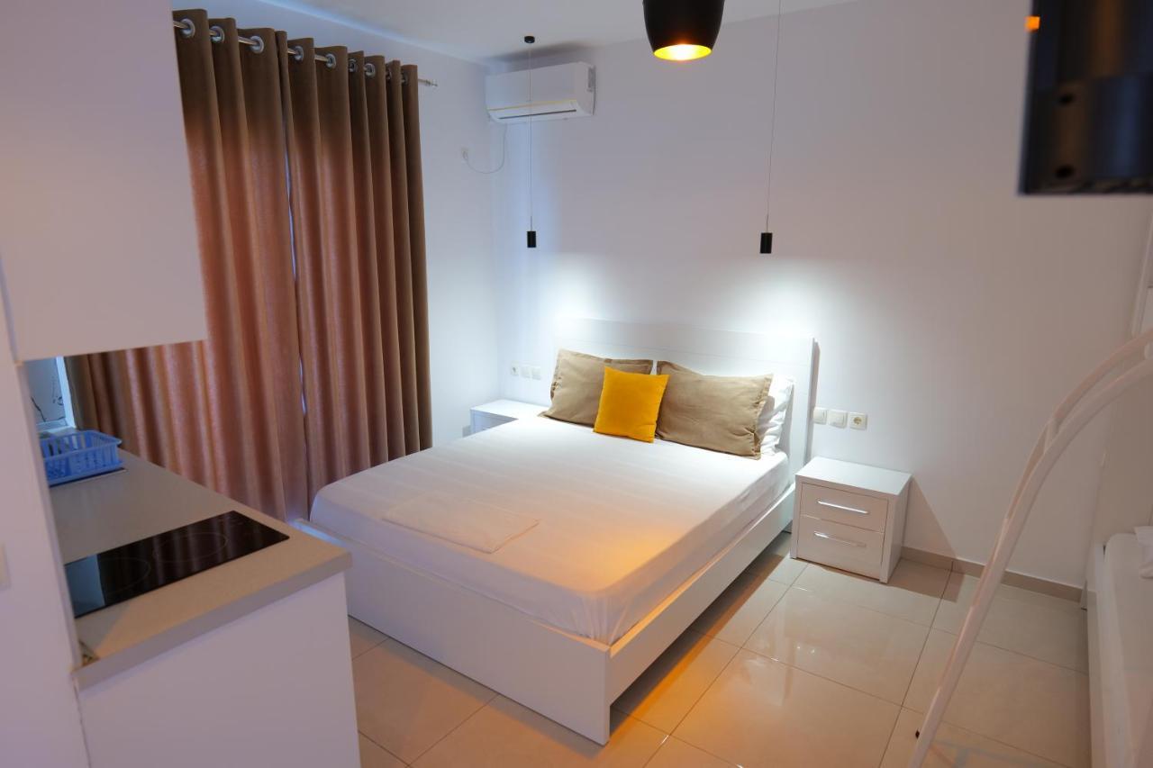 Vila Unique Aparthotel Ksamil Kültér fotó
