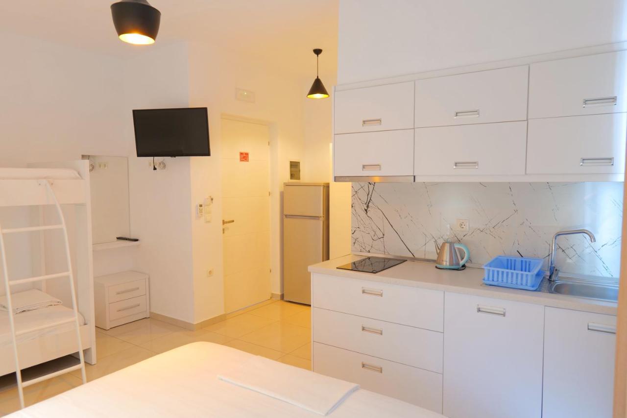 Vila Unique Aparthotel Ksamil Kültér fotó